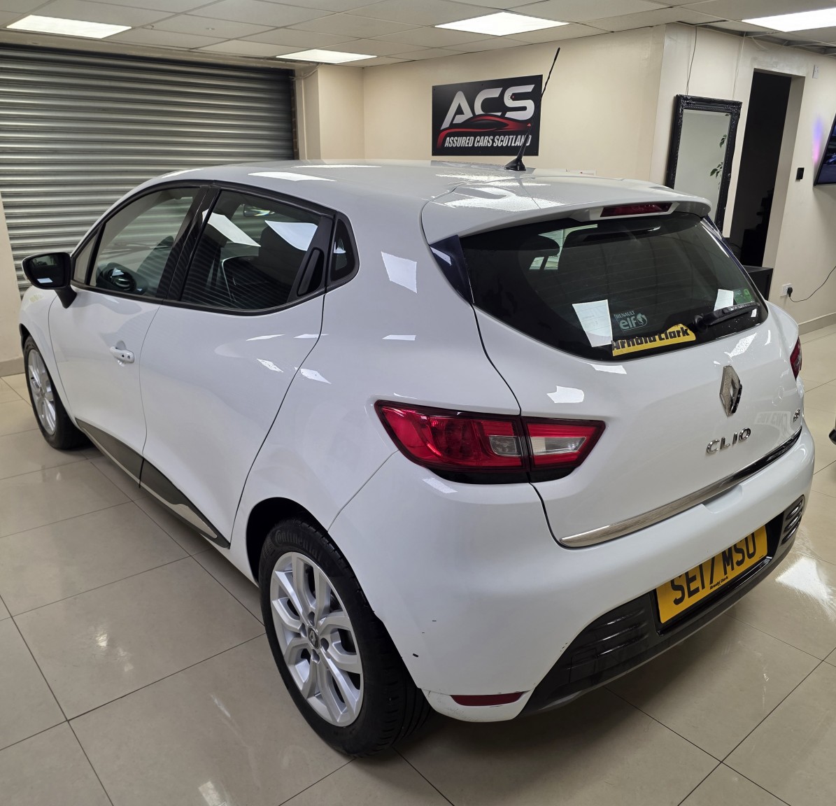 Used Renault Clio 2017 for sale - 77991611: Photo 2