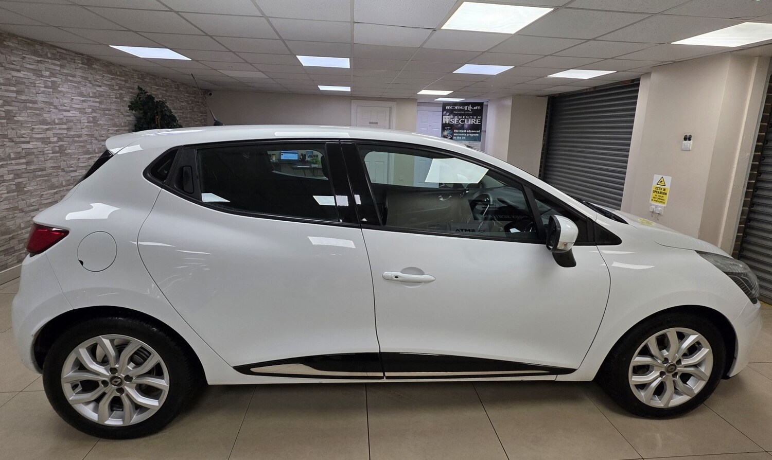 Used Renault Clio 2017 for sale - 77991611: Photo 7