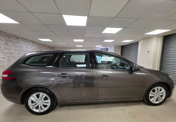 Used Peugeot 308 2014 for sale - 75686083: Photo 8