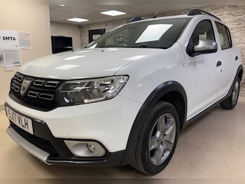 Used Dacia Sandero Stepway 2017 for sale - 79367942: Photo