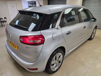 Used Citroen C4 Picasso 2015 for sale - 74392652: Photo