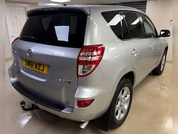 Used Toyota RAV4 2011 for sale - 79848627: Photo