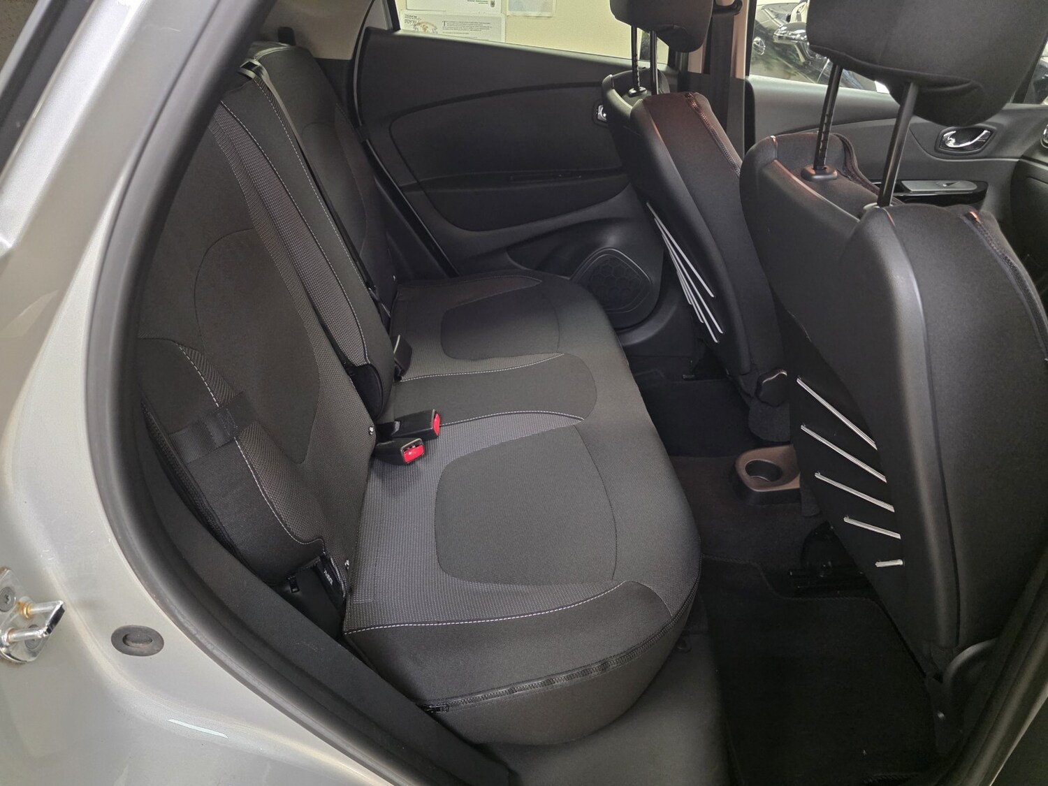 Used Renault Captur 2016 for sale - 77681848: Photo 16