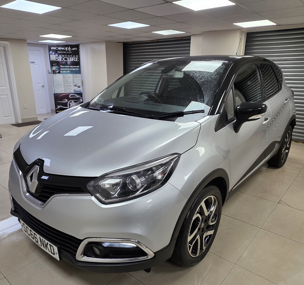Used Renault Captur 2016 for sale - 77681848: Photo 2
