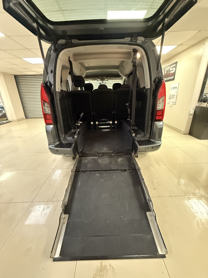 Used Peugeot Partner Tepee 2015 for sale - 77567509: Photo 11