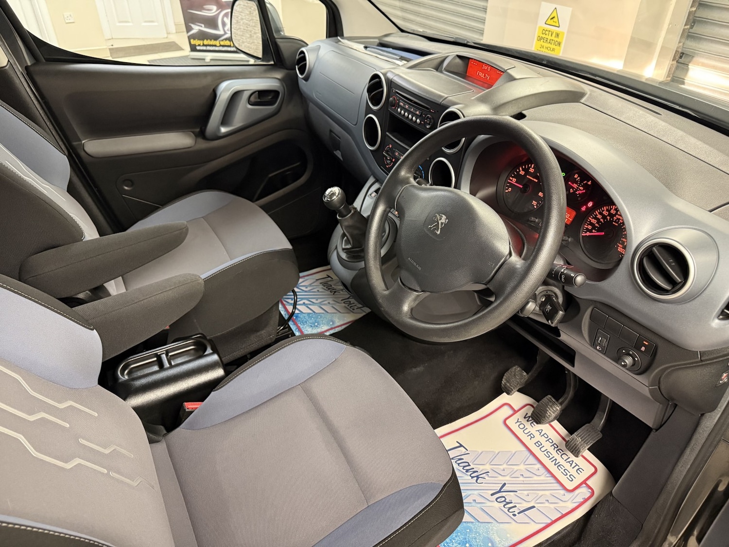 Used Peugeot Partner Tepee 2015 for sale - 77567509: Photo 16