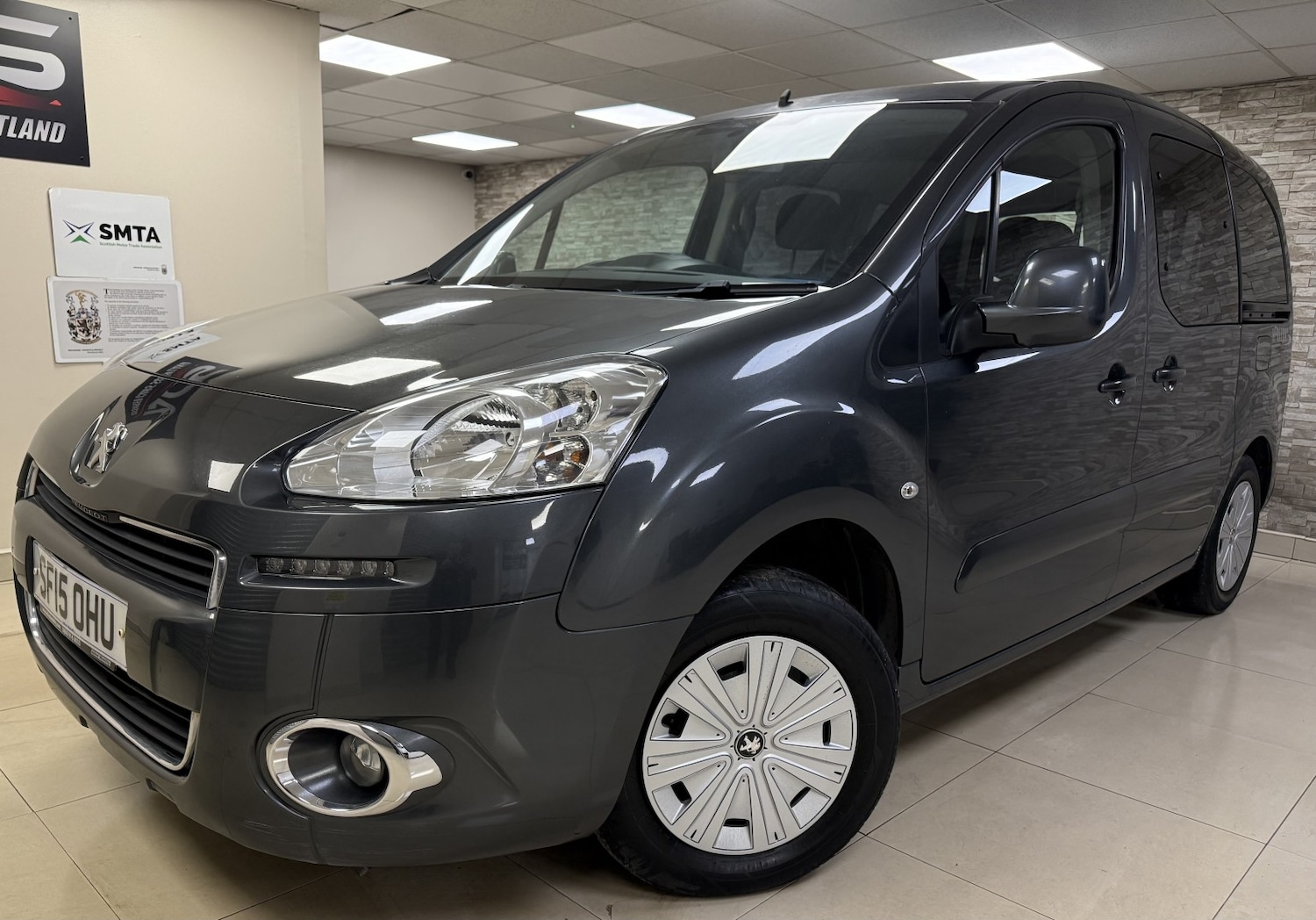 Used Peugeot Partner Tepee 2015 for sale - 77567509: Photo 2