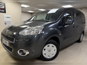 Used Peugeot Partner Tepee 2015 for sale - 77567509: Photo