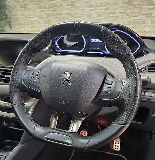 Used Peugeot 208 2014 for sale - 73160273: Photo 16