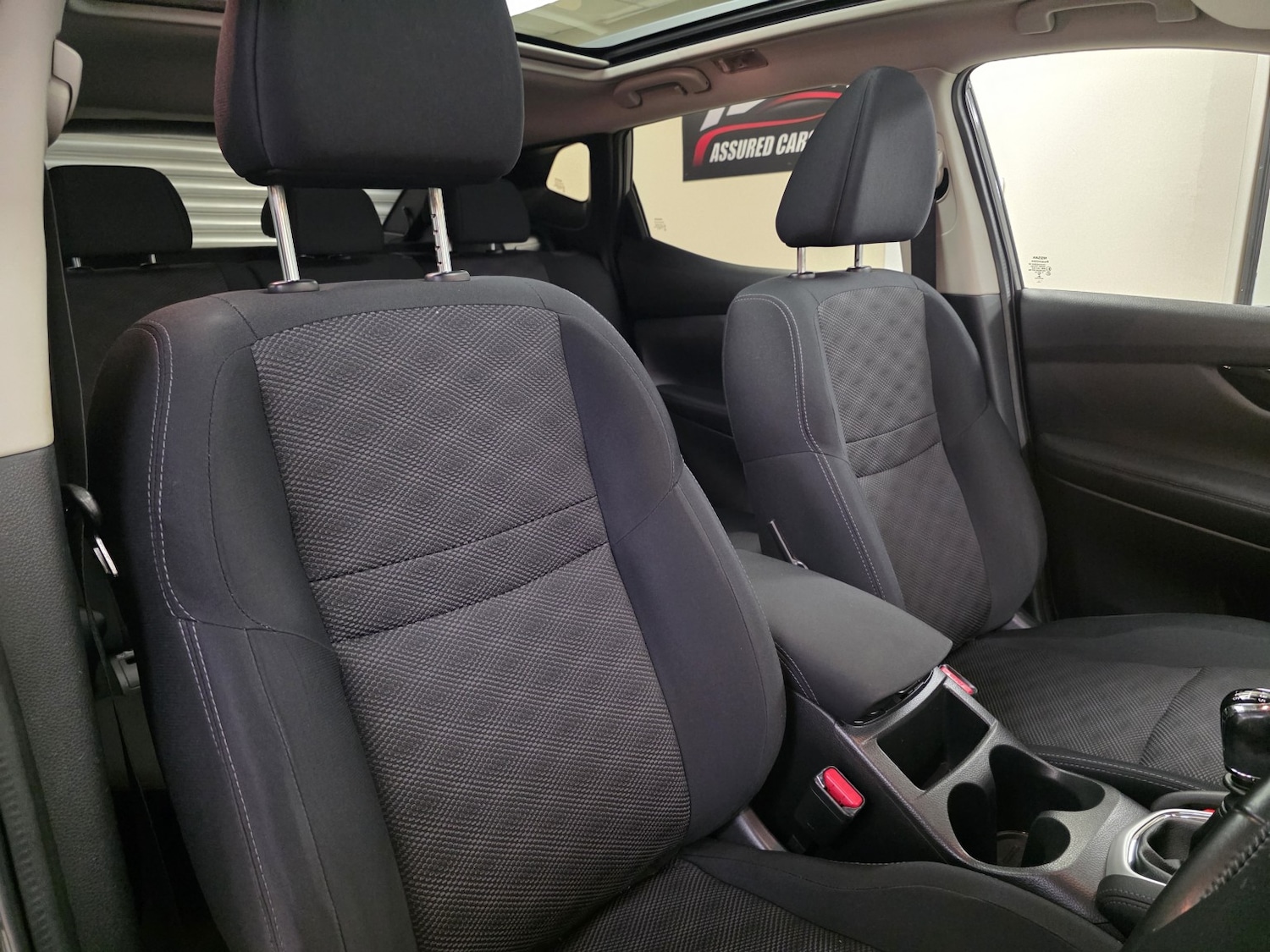 Used Nissan Qashqai 2017 for sale - 76643383: Photo 11