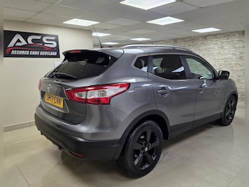 Used Nissan Qashqai 2017 for sale - 76643383: Photo