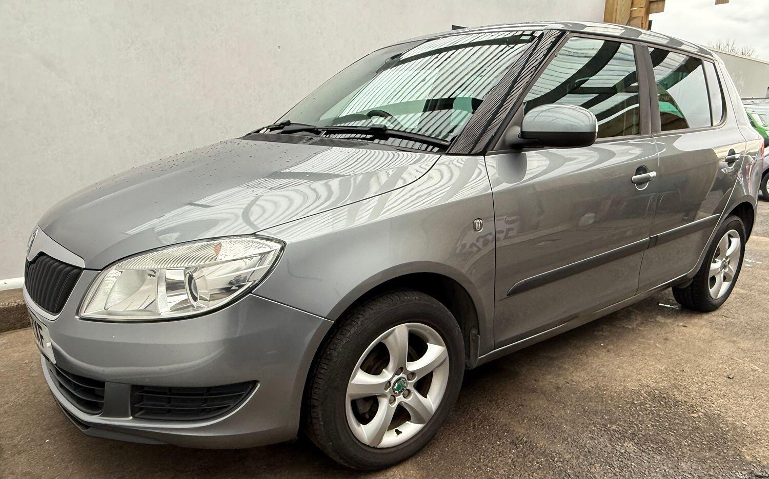 Used Skoda Fabia 2012 for sale - 77201247: Photo 2