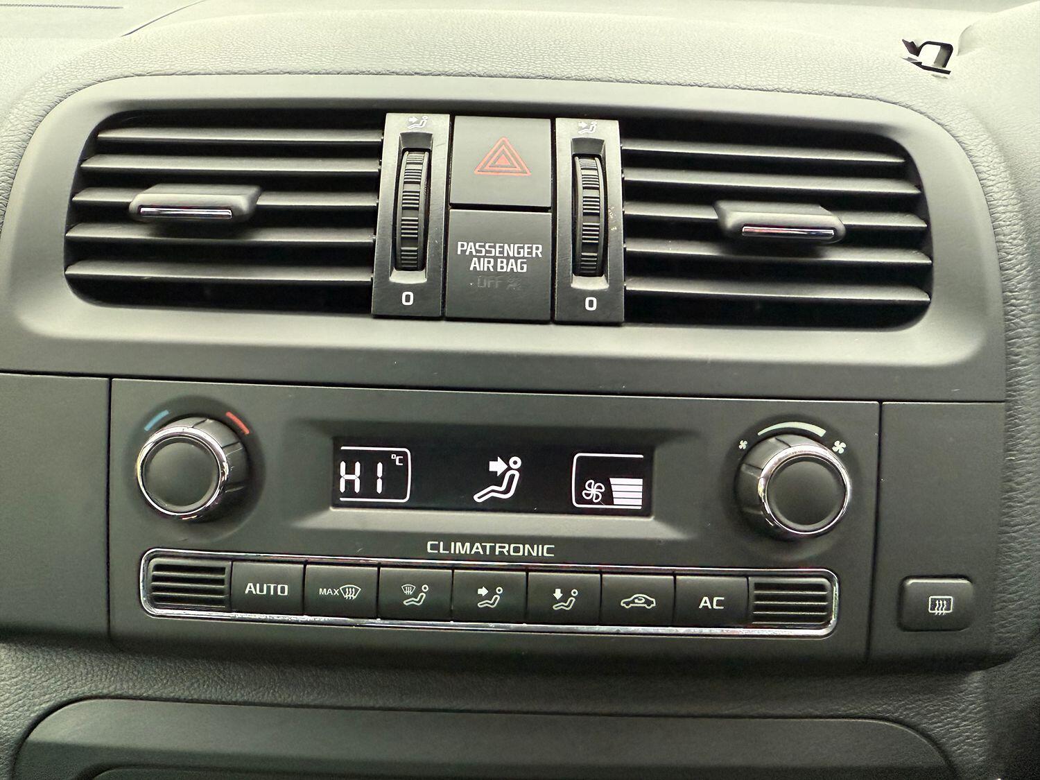 Used Skoda Fabia 2012 for sale - 77201247: Photo 8