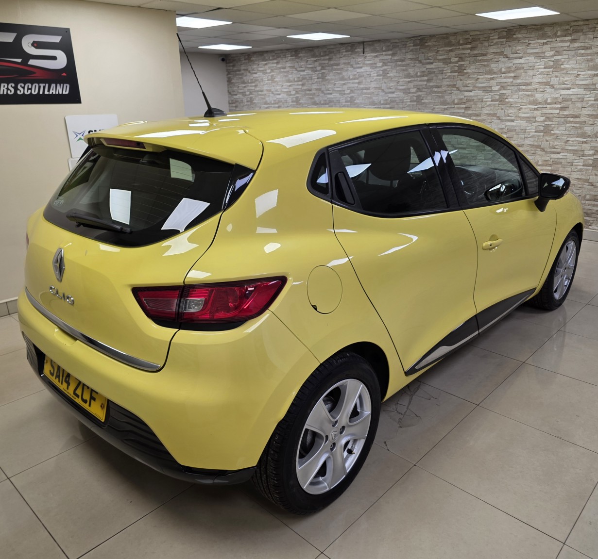 Used Renault Clio 2014 for sale - 77400058: Photo 3