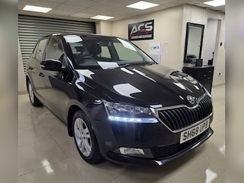 Used Skoda Fabia 2018 for sale - 77681868: Photo