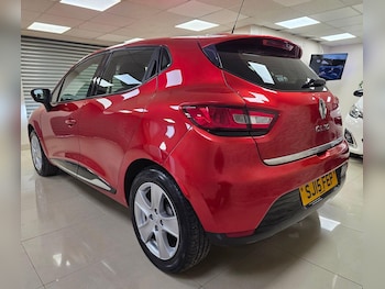 Used Renault Clio 2015 for sale - 76246145: Photo