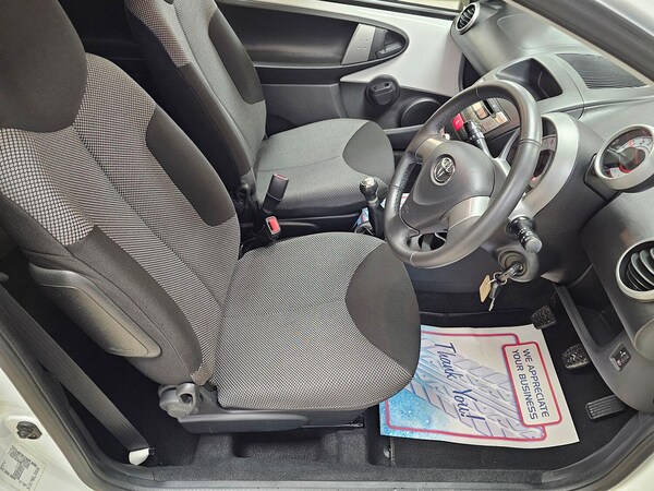 Used Toyota AYGO 2012 for sale - 73160679: Photo 12