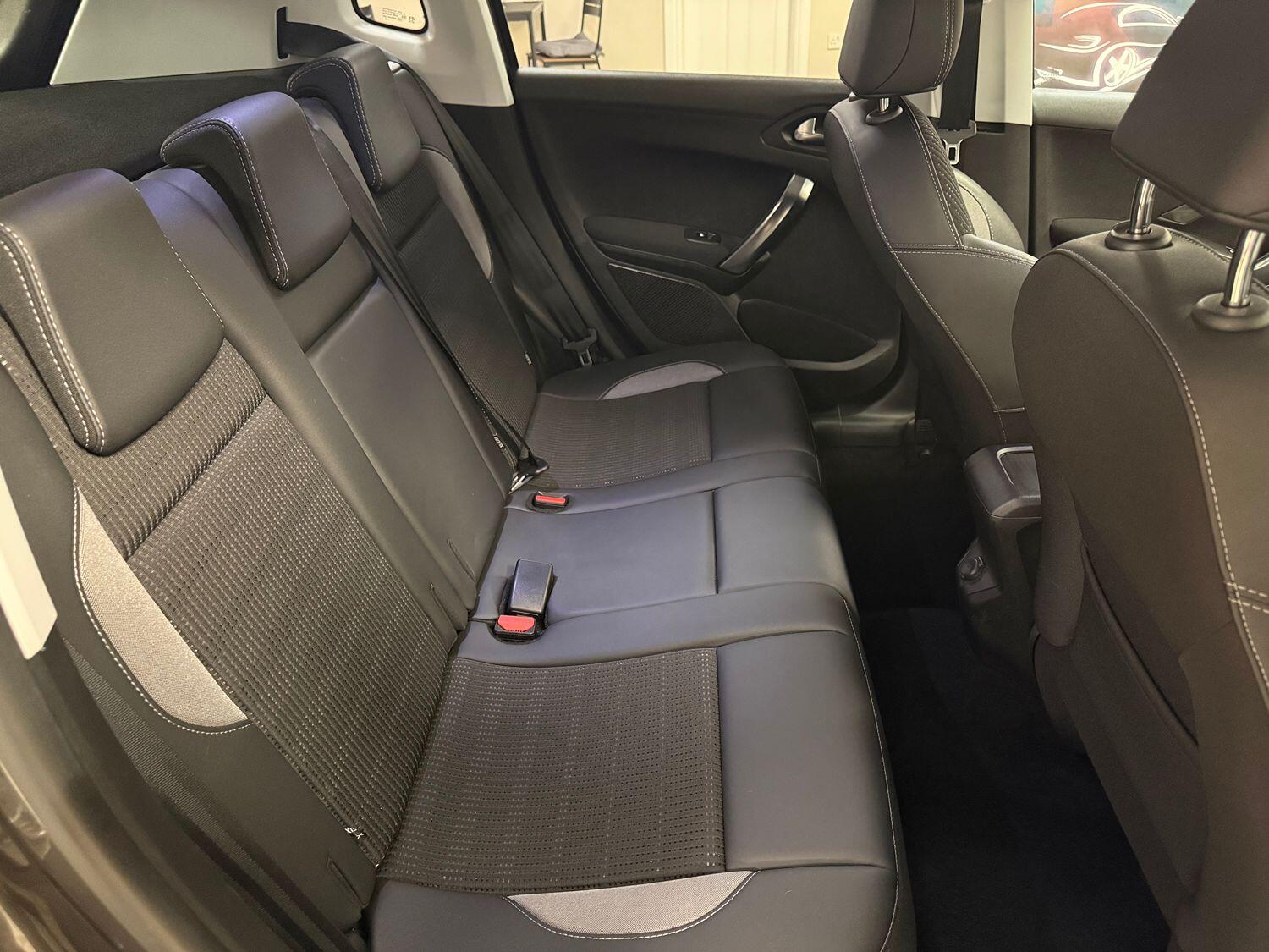 Used Peugeot 2008 2018 for sale - 76430976: Photo 18