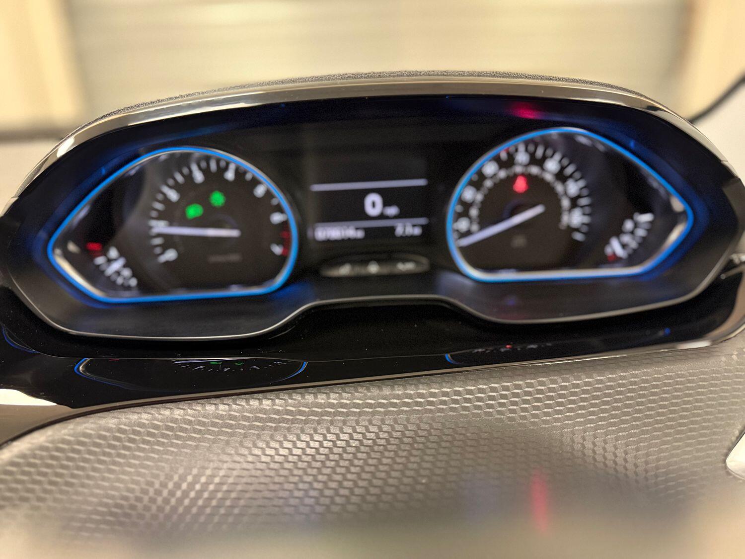 Used Peugeot 2008 2018 for sale - 76430976: Photo 21