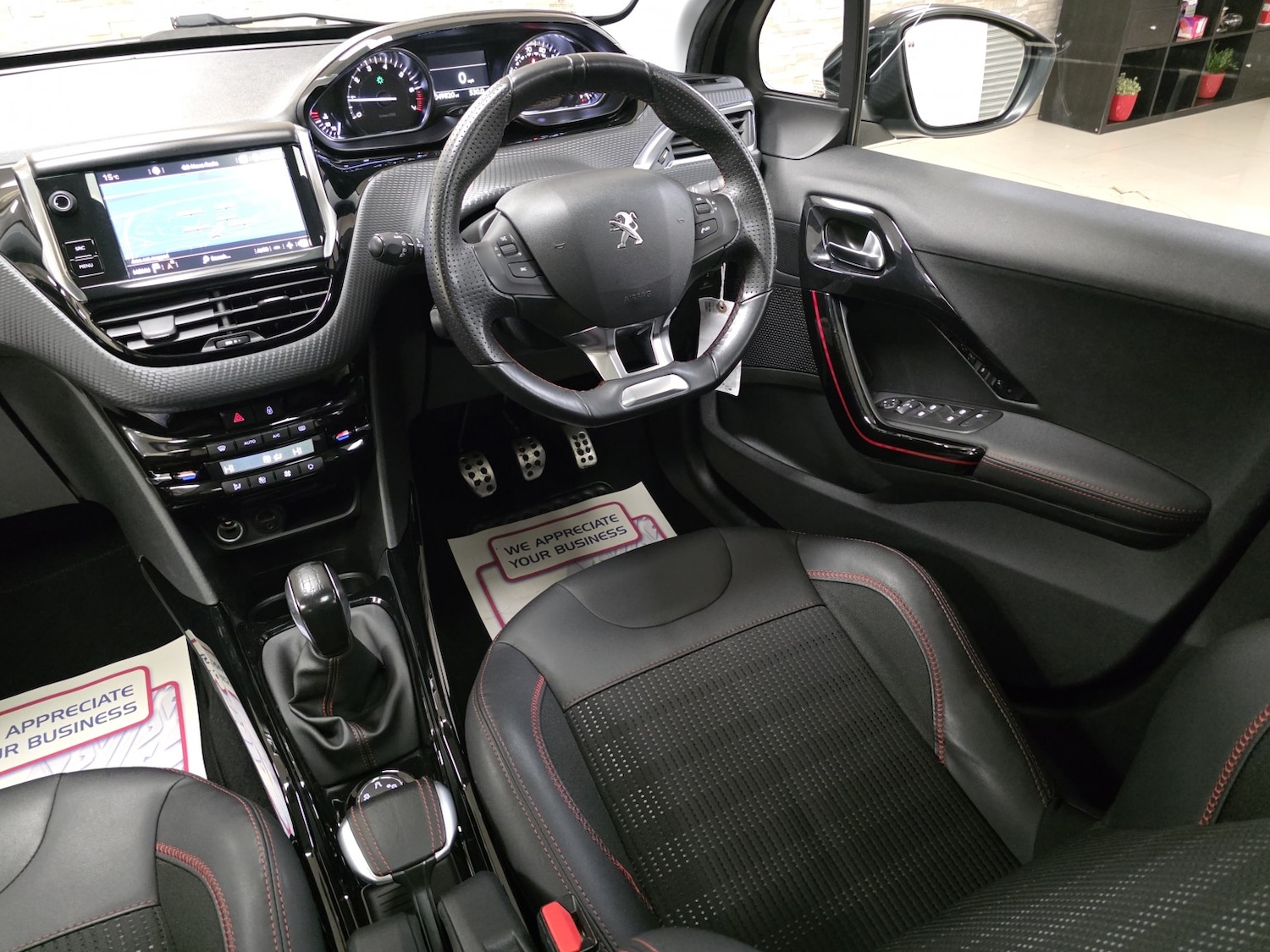 Used Peugeot 2008 2018 for sale - 76510836: Photo 12