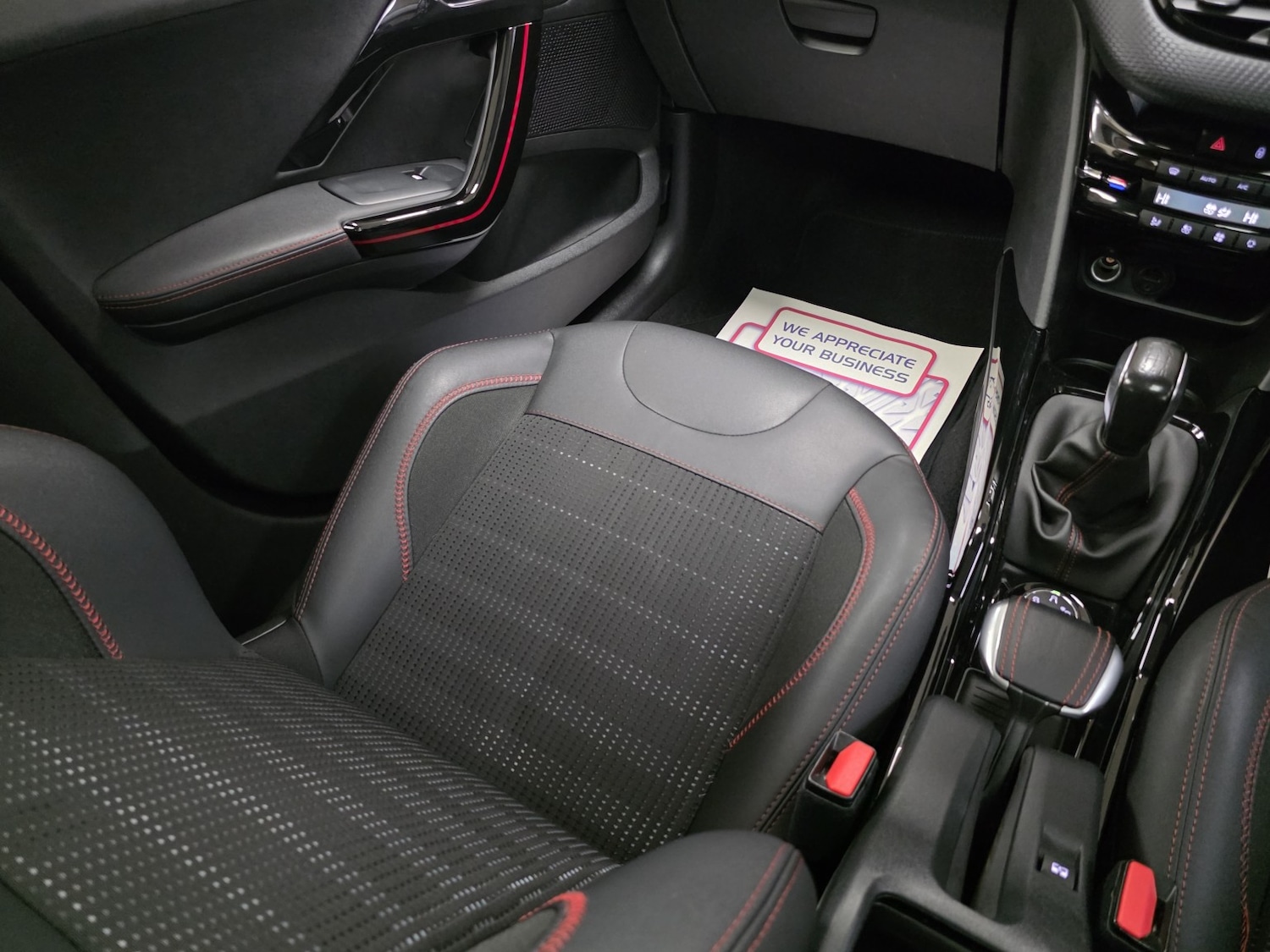 Used Peugeot 2008 2018 for sale - 76510836: Photo 14