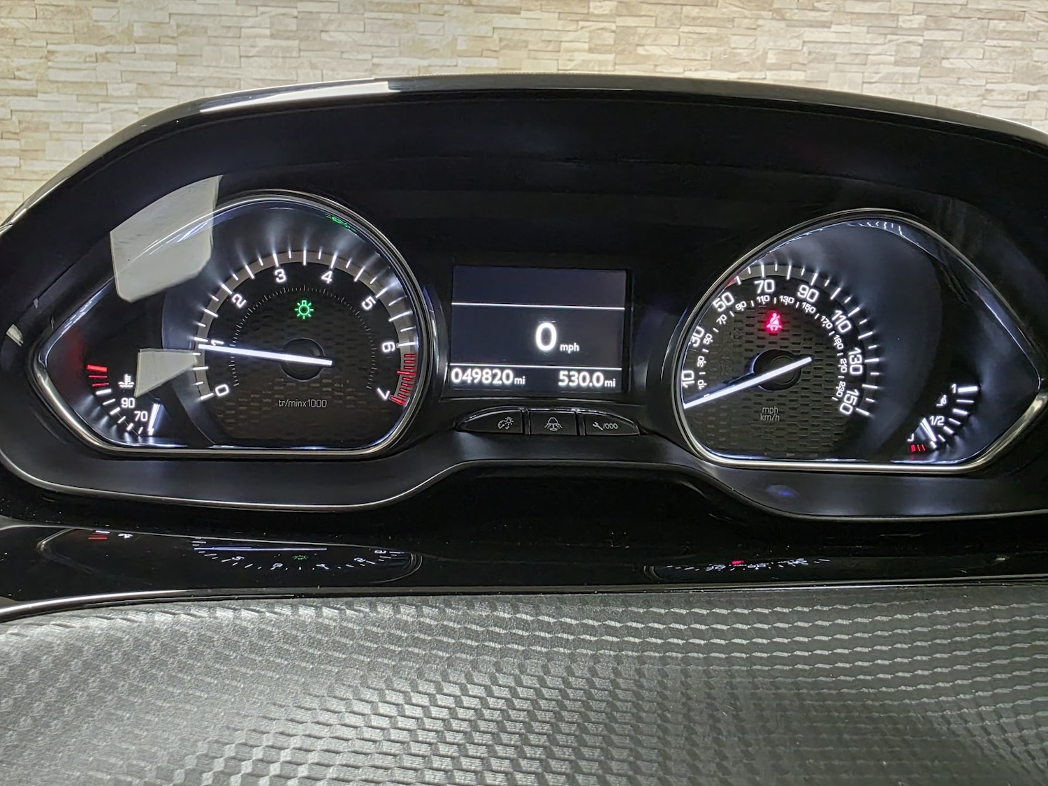 Used Peugeot 2008 2018 for sale - 76510836: Photo 19