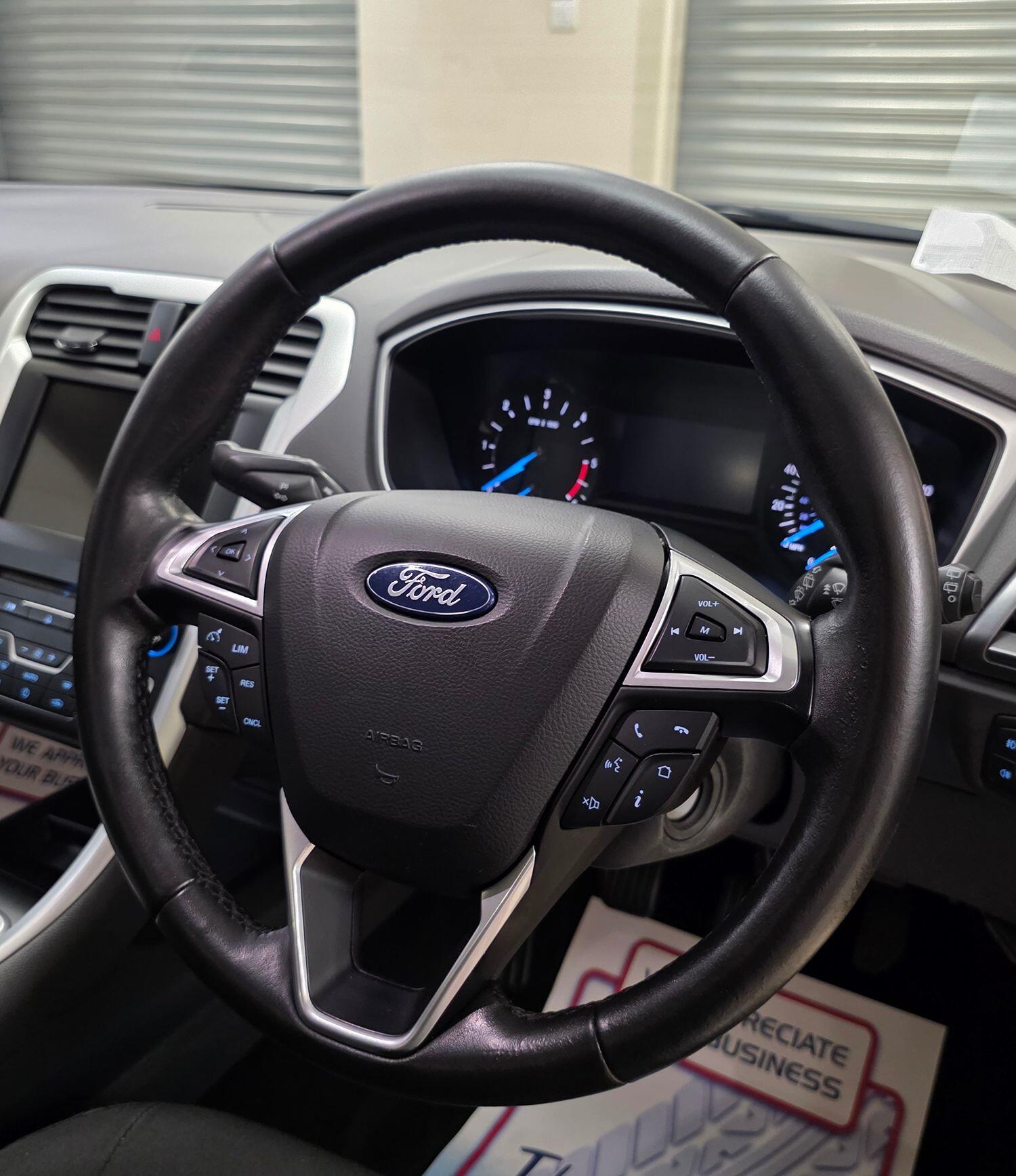 Used Ford Mondeo 2016 for sale - 76793056: Photo 5