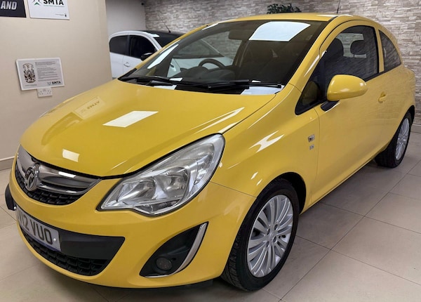 Used Vauxhall Corsa 2012 for sale - 75137738: Photo 2