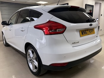 Used Ford Focus 2017 for sale - 78882029: Photo