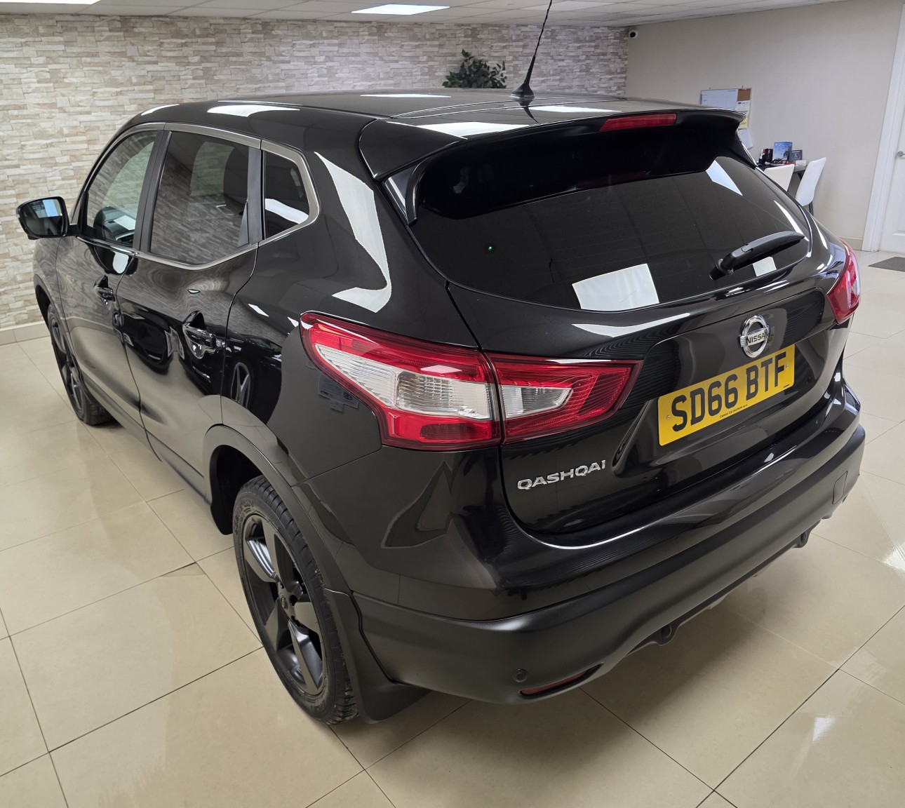Used Nissan Qashqai 2016 for sale - 77735730: Photo 4