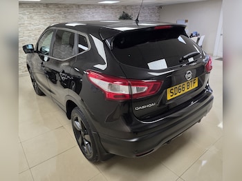 Used Nissan Qashqai 2016 for sale - 77735730: Photo