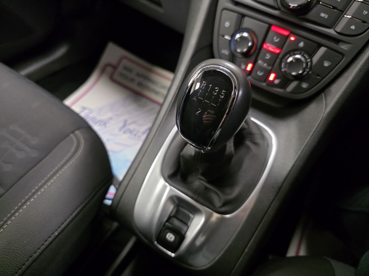 Used Vauxhall Meriva 2015 for sale - 76547858: Photo 9