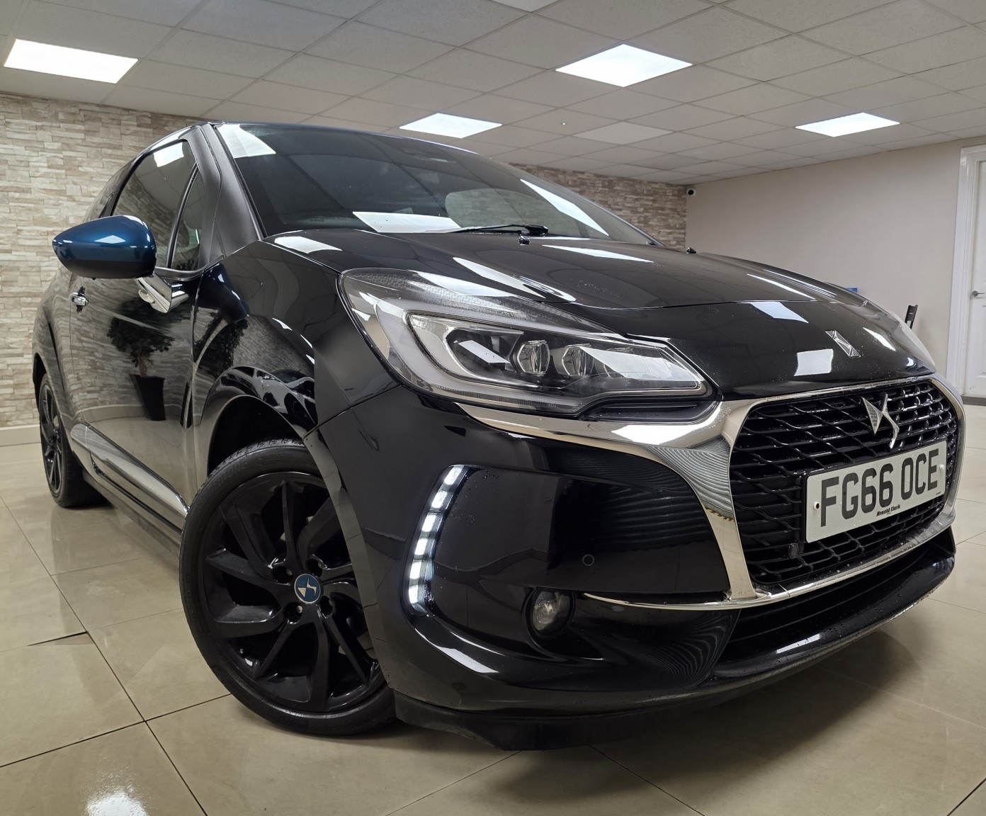 Used DS Automobiles DS 3 2016 for sale - 76510851: Photo 1