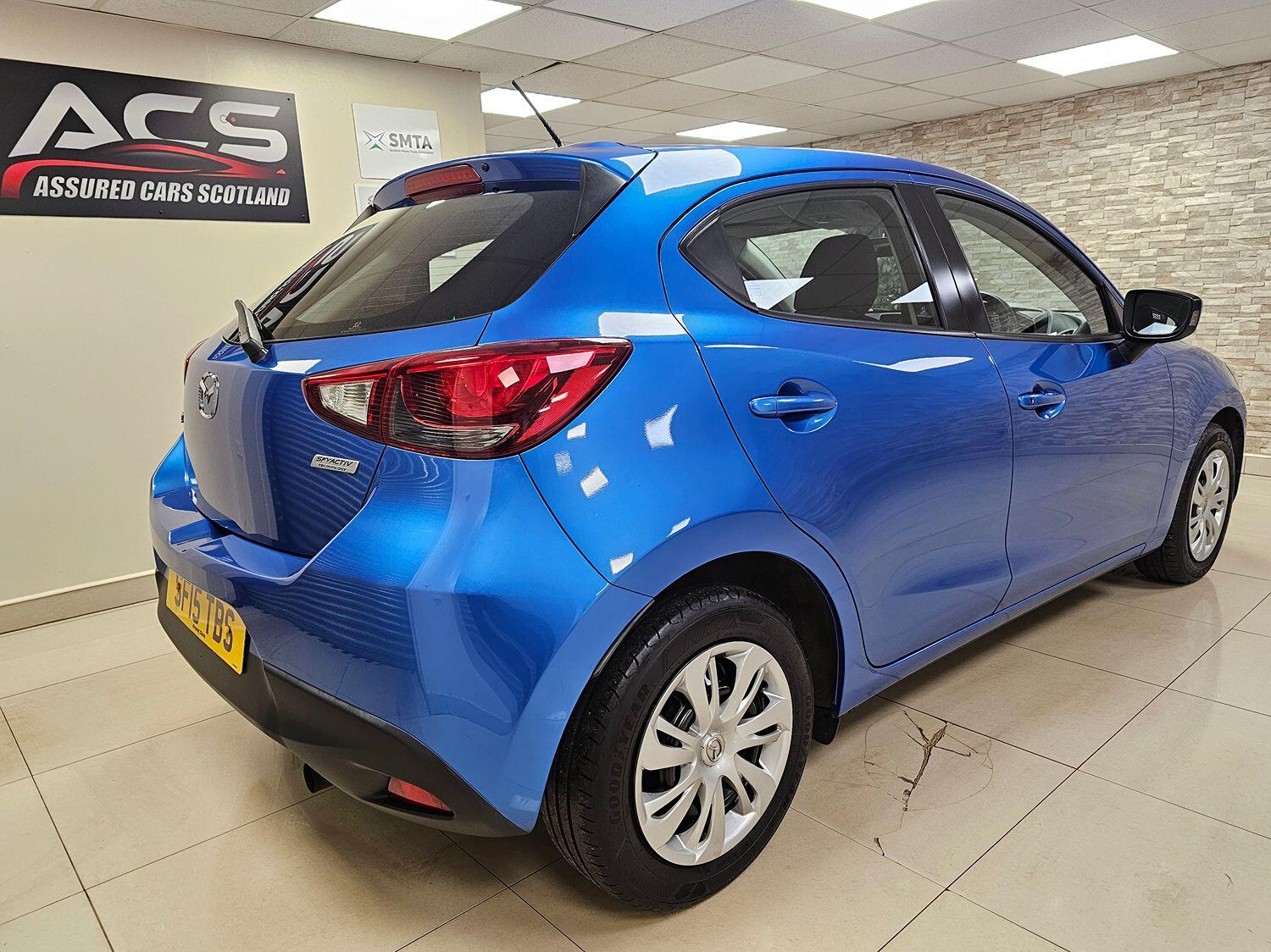 Used Mazda Mazda2 2015 for sale - 76793070: Photo 4