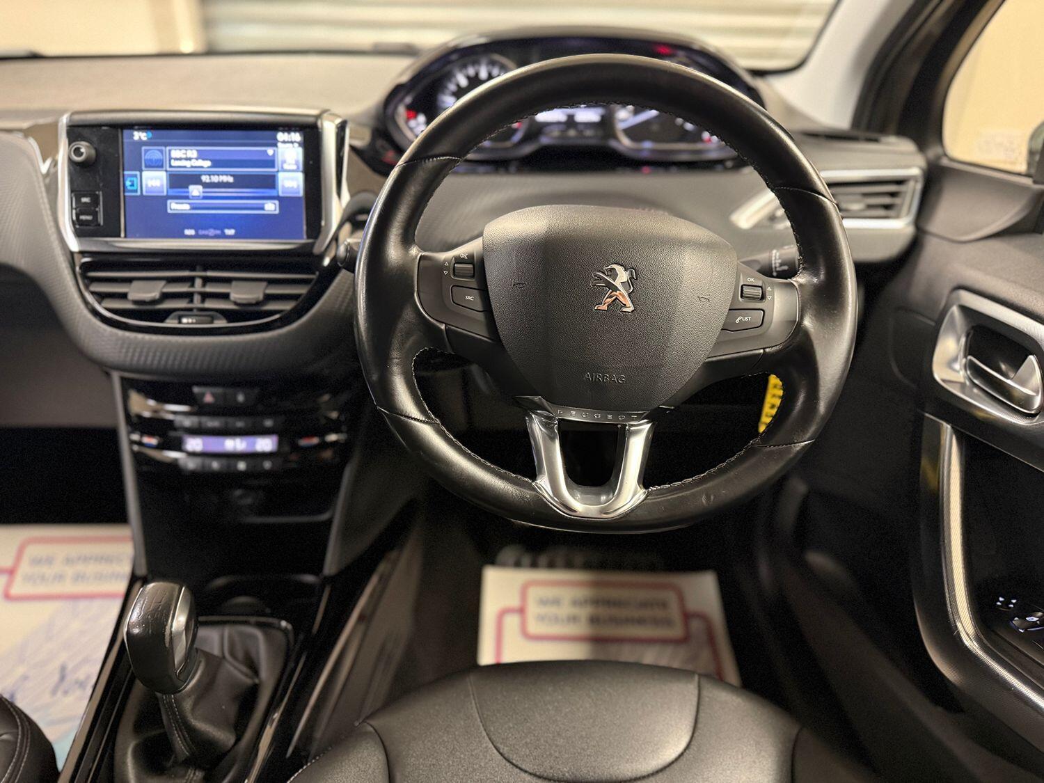 Used Peugeot 2008 2015 for sale - 76430944: Photo 11