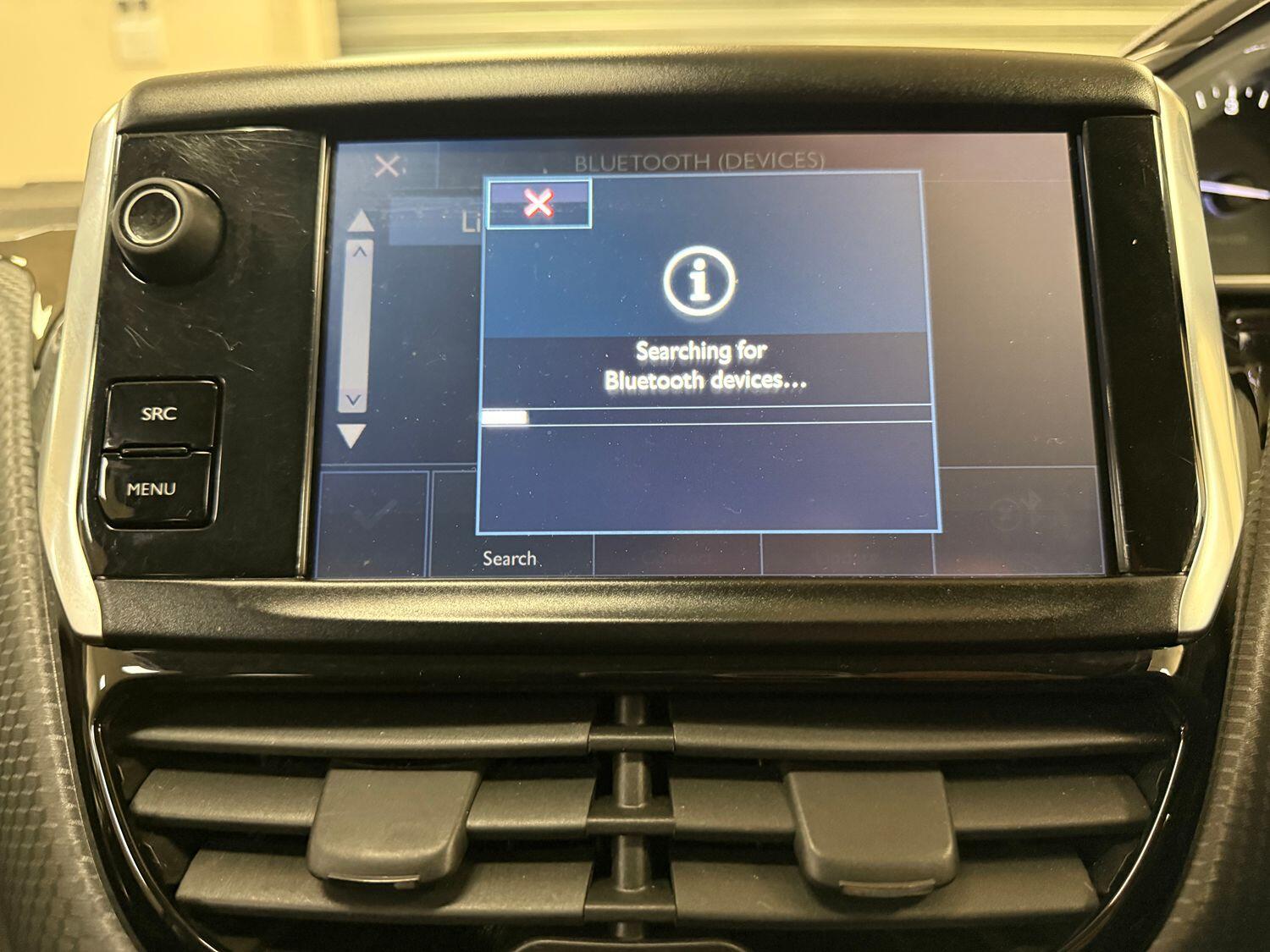 Used Peugeot 2008 2015 for sale - 76430944: Photo 16