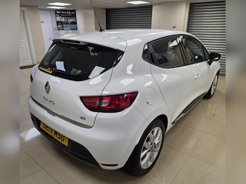 Used Renault Clio 2017 for sale - 78882010: Photo