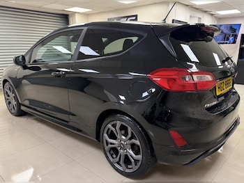 Used Ford Fiesta 2017 for sale - 78534793: Photo