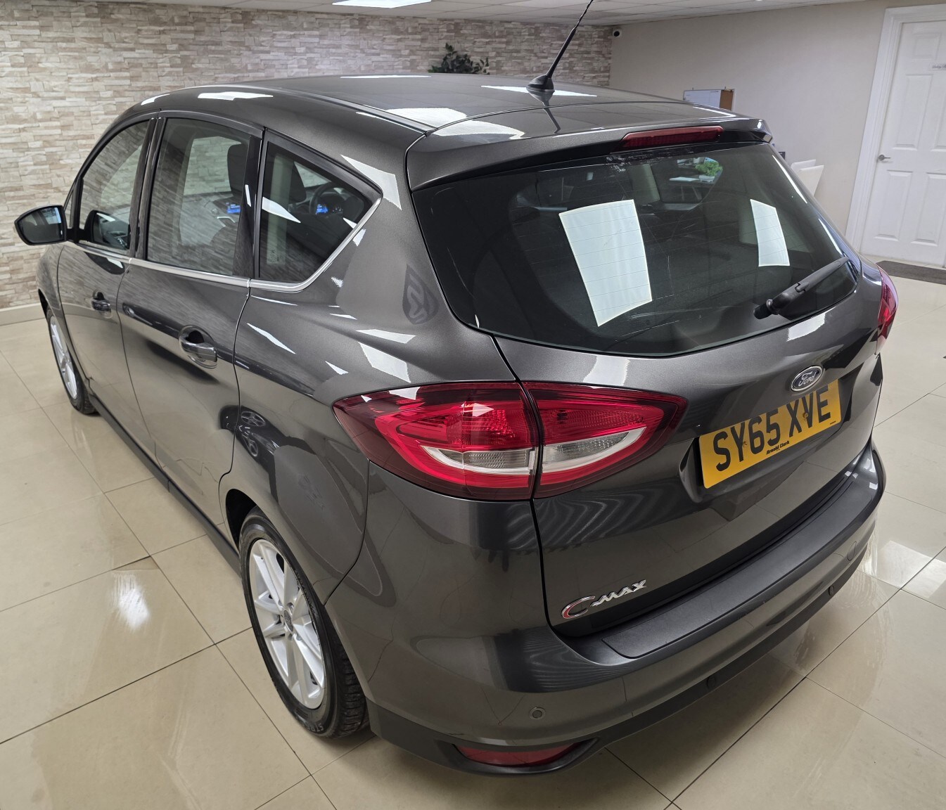 Used Ford C-Max 2015 for sale - 77991737: Photo 4