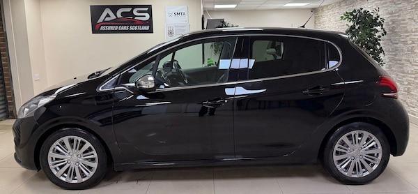 Used Peugeot 208 2018 for sale - 74380980: Photo 14