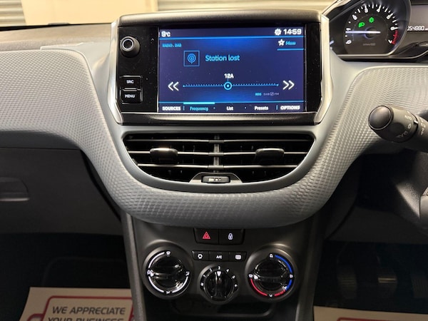 Used Peugeot 208 2018 for sale - 74380980: Photo 6