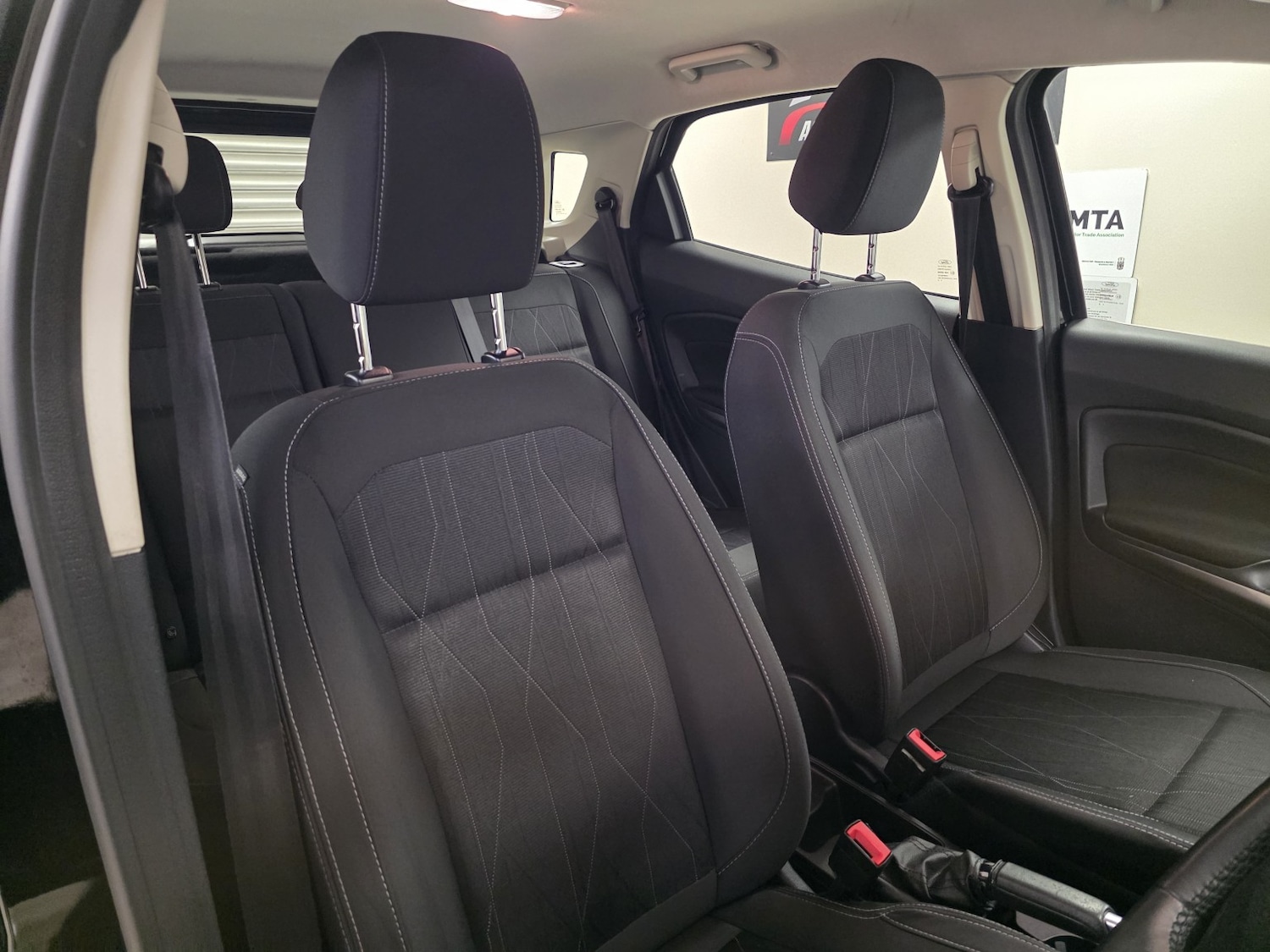 Used Ford Ecosport 2018 for sale - 76643462: Photo 15