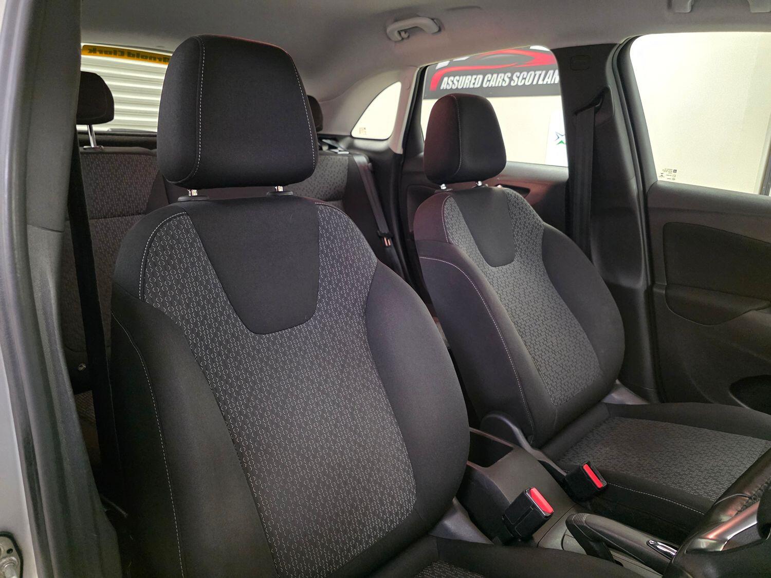 Used Vauxhall Crossland X 2017 for sale - 76293212: Photo 12