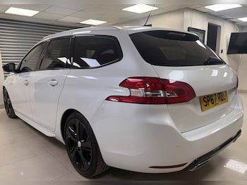 Used Peugeot 308 SW 2017 for sale - 78882052: Photo