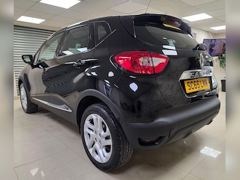 Used Renault Captur 2015 for sale - 76793058: Photo