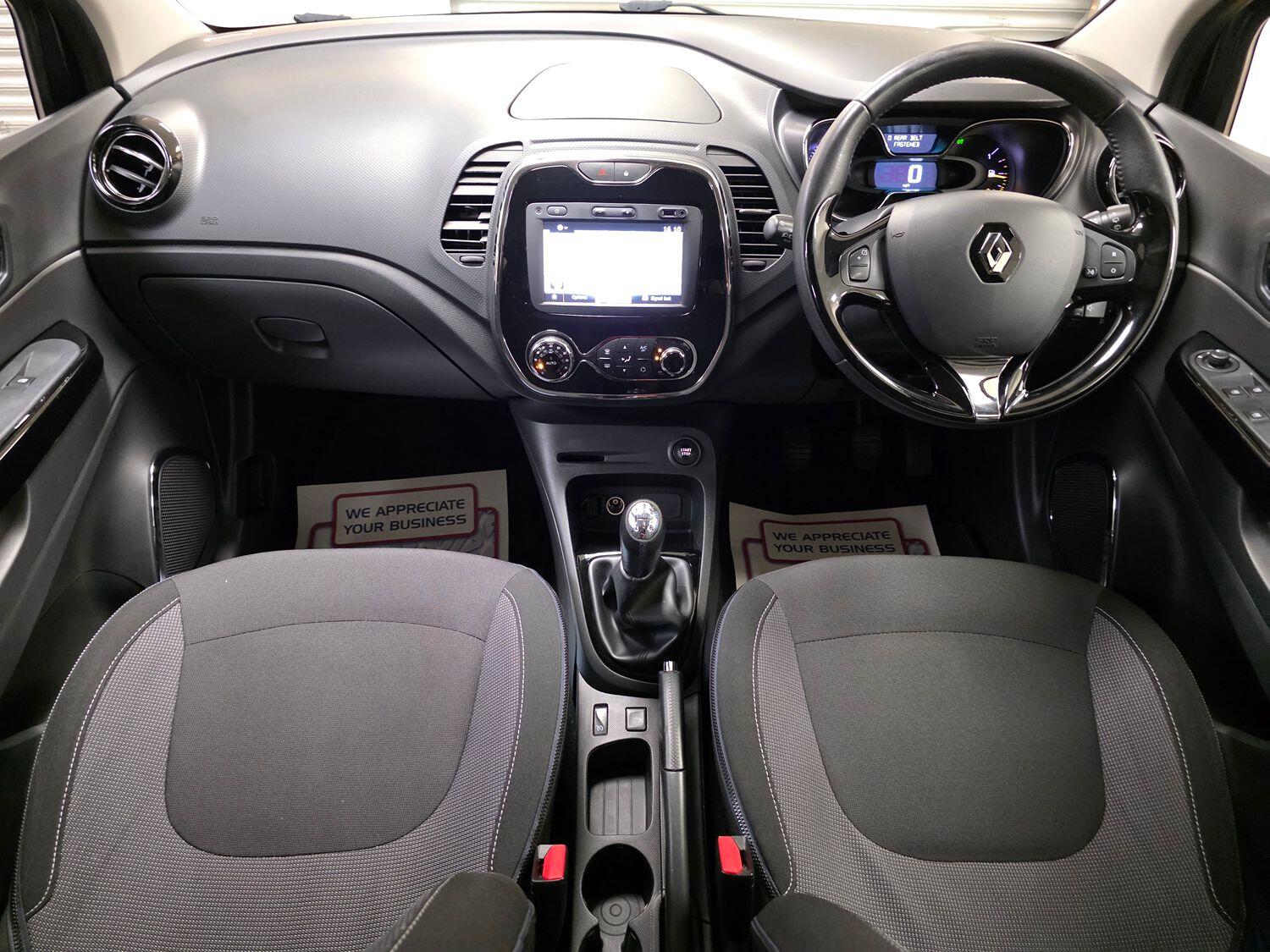 Used Renault Captur 2015 for sale - 76793058: Photo 5