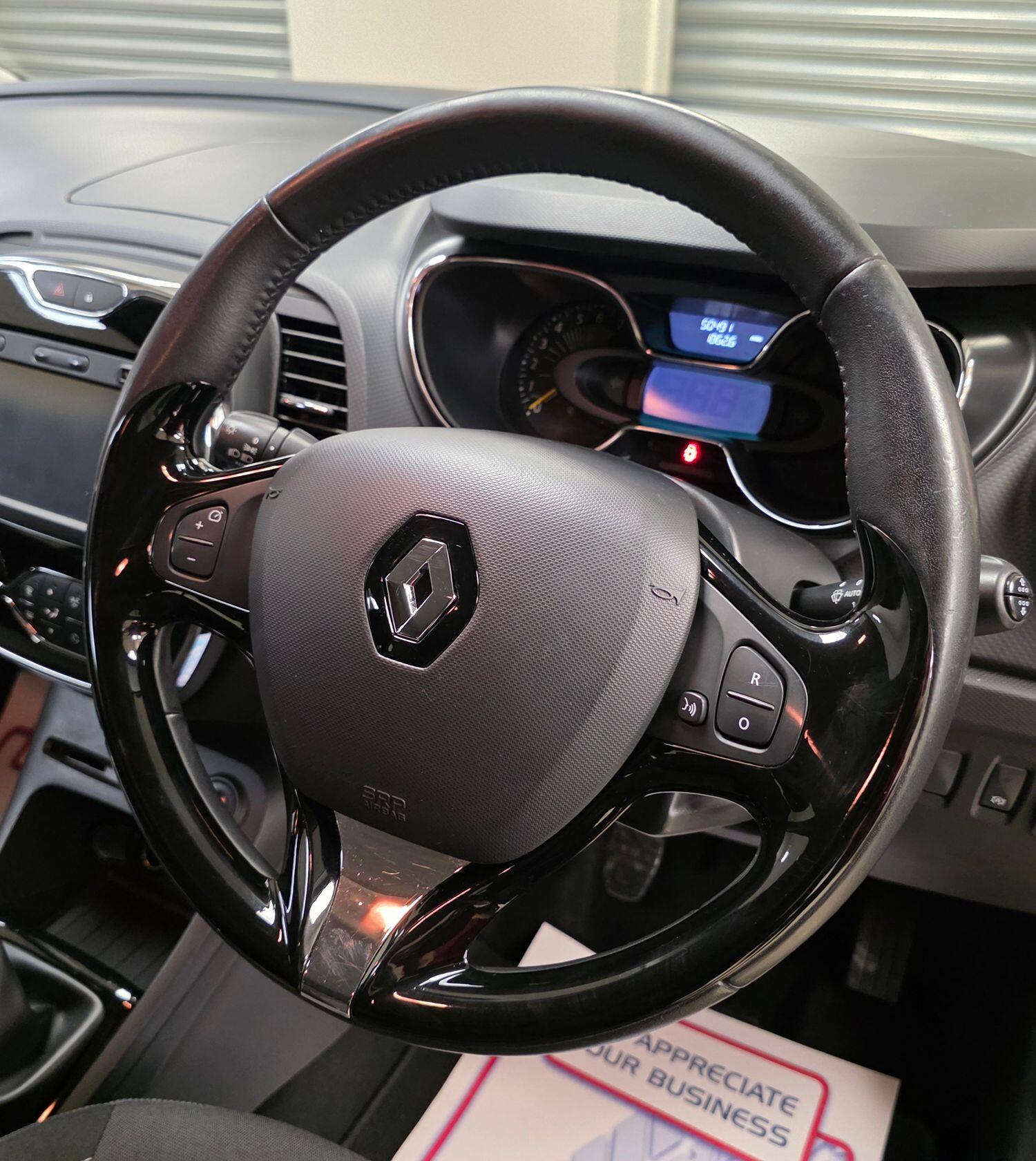 Used Renault Captur 2015 for sale - 76793058: Photo 6