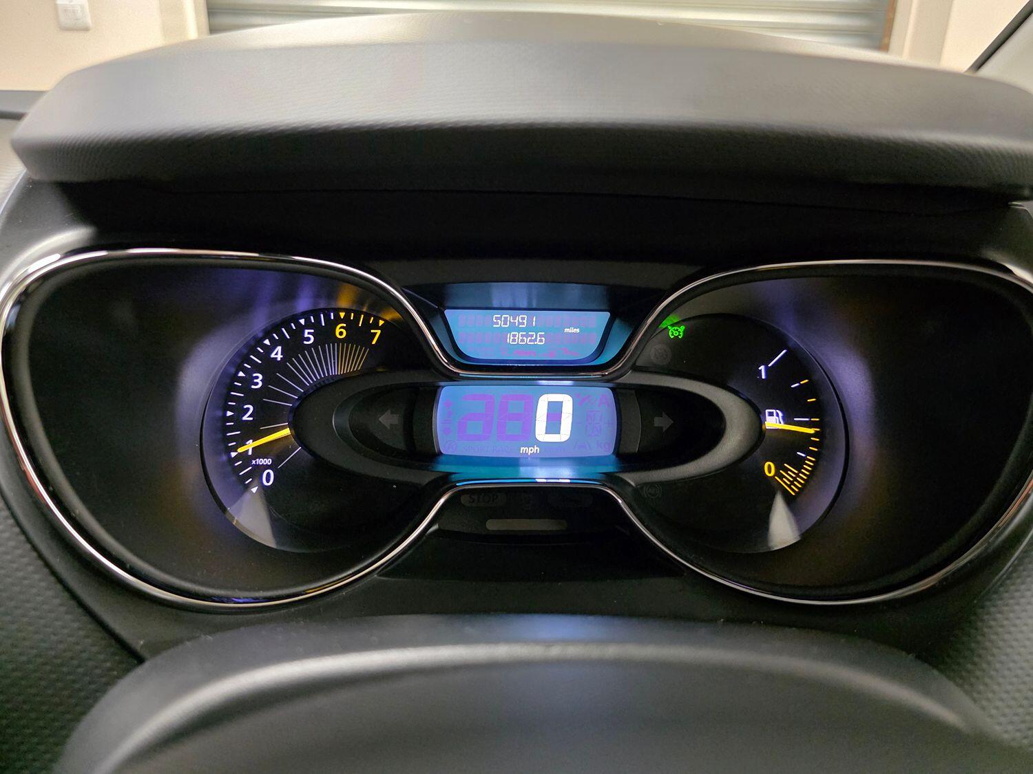 Used Renault Captur 2015 for sale - 76793058: Photo 7