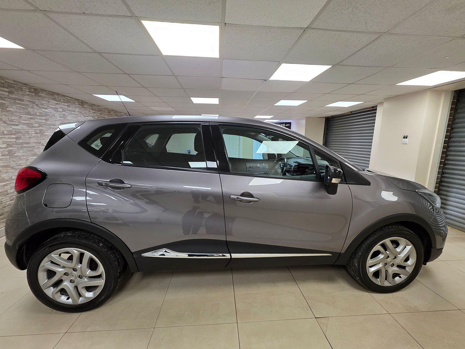 Used Renault Captur 2017 for sale - 76793065: Photo 11