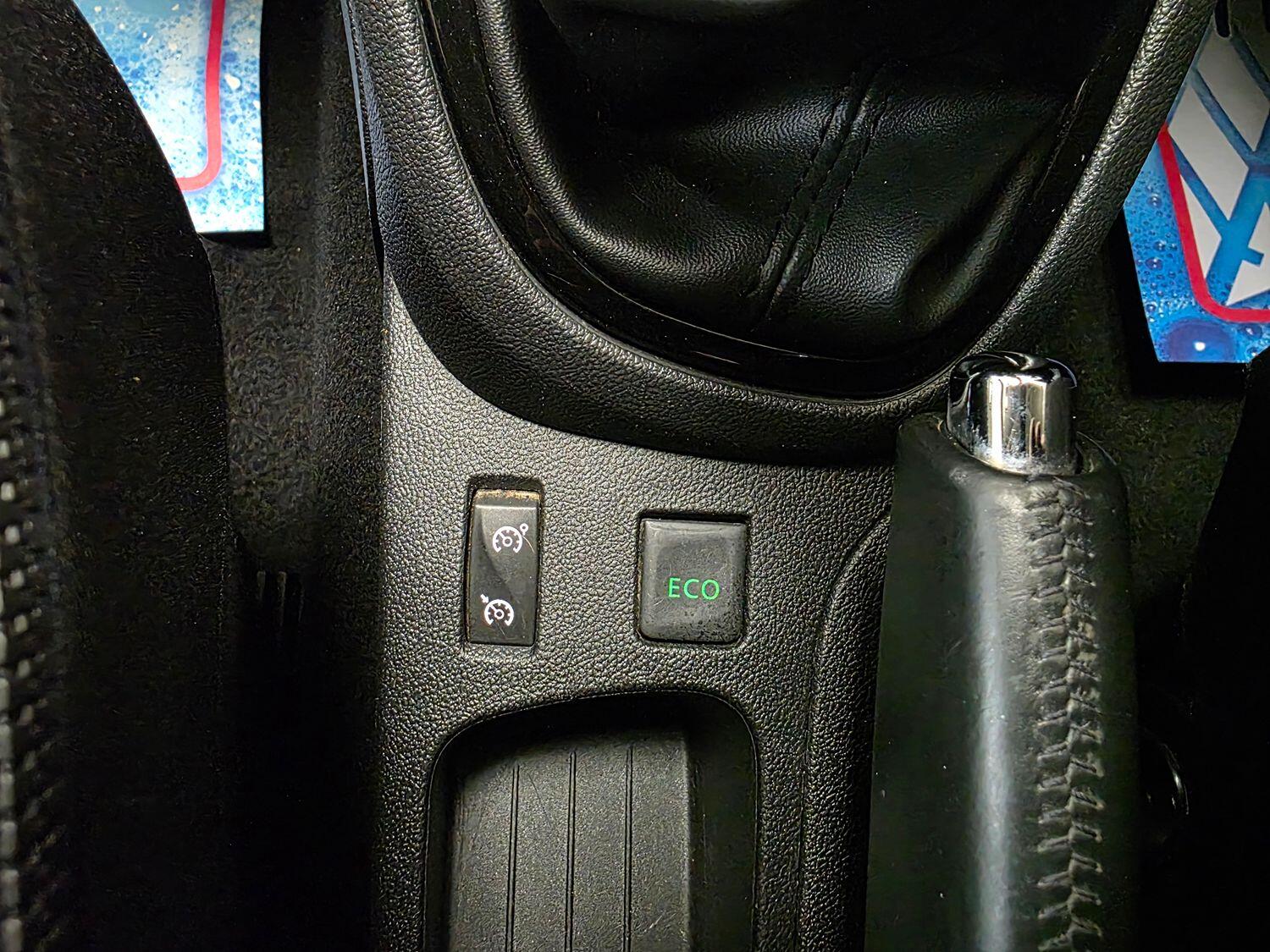 Used Renault Captur 2017 for sale - 76793065: Photo 19